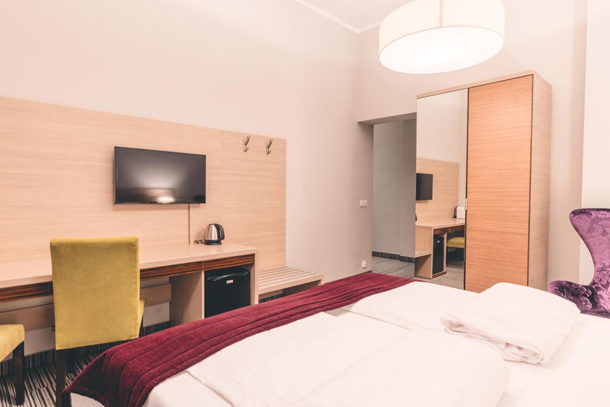 بوزنان Fortune Old Town Boutique Hotel الغرفة الصورة
