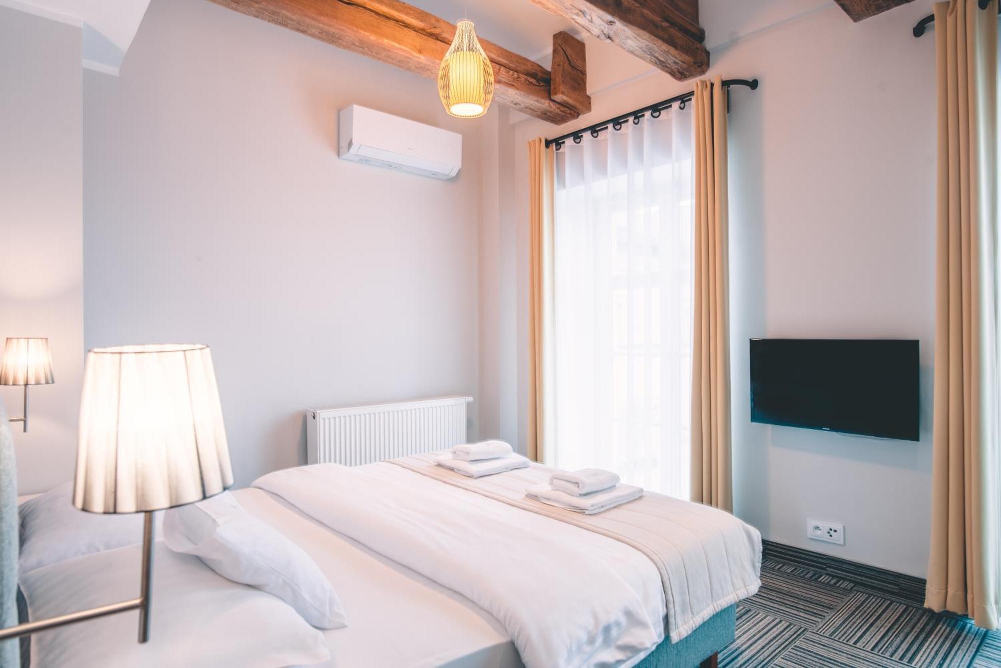 بوزنان Fortune Old Town Boutique Hotel الغرفة الصورة